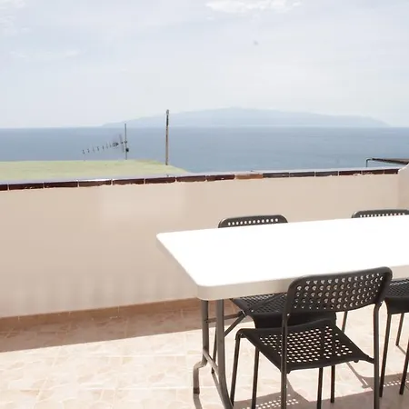 2-bedroom Angeles *